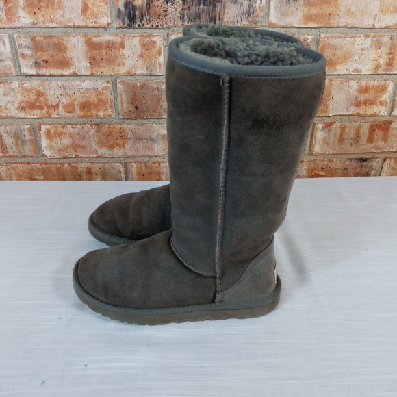Women's UGG boots Sz 5 - Picture 6 of 7